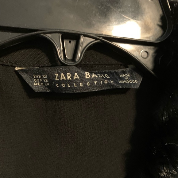 Zara Button Down & Faux Fur Collar Black Blouse - Picture 2 of 2